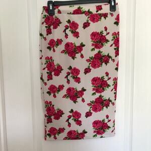 Super Nova Women's‎ Skirts Pencil Straight Floral Off White Red Size Large